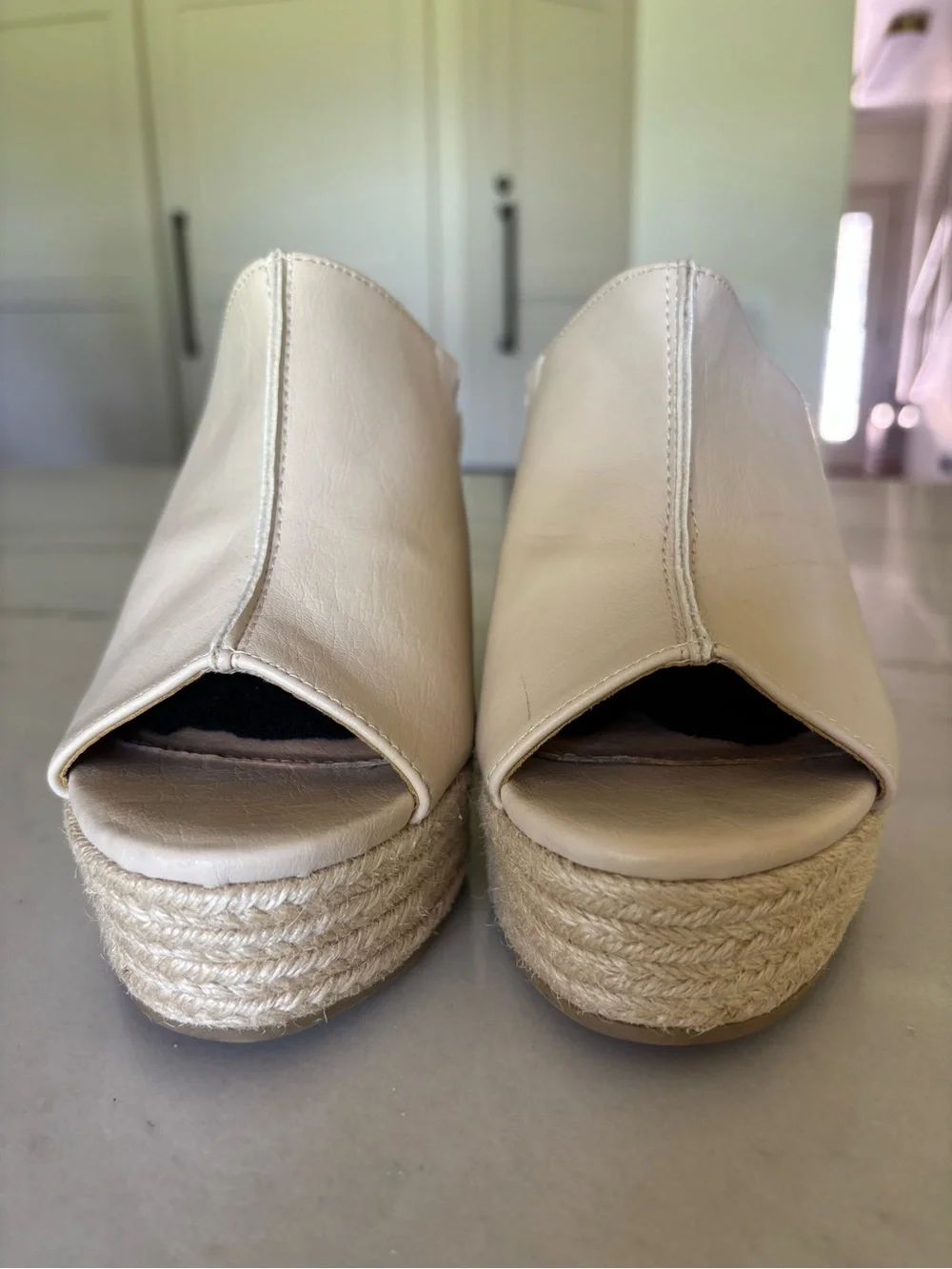 Oasis Society Cream Vegan Leather Espadrille Chunky Platform Boho Wedge Mules 8